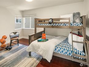 17714 SE 40th Place, Bellevue WA 98008