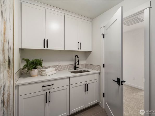 4219 220th Place SE, Bothell WA 98021