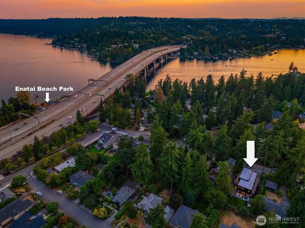 3138 108th Avenue SE, Bellevue WA 98004
