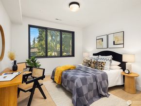 3138 108th Avenue SE, Bellevue WA 98004