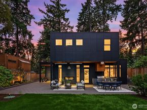 3138 108th Avenue SE, Bellevue WA 98004