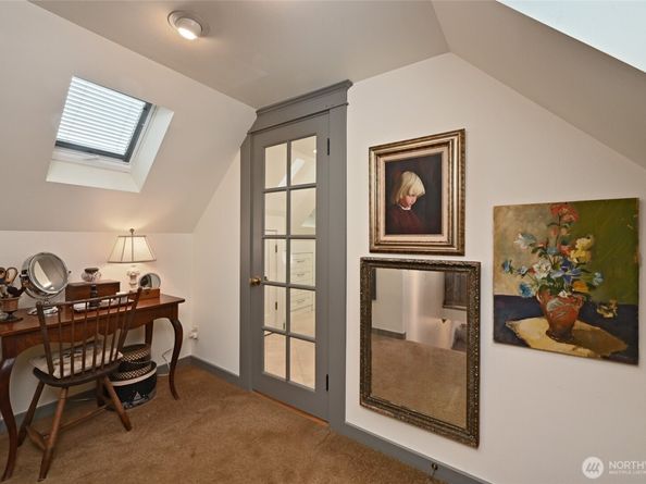 1937 6th Avenue W, Seattle WA 98119