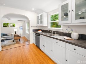 14614 12th Avenue SW, Burien WA 98166