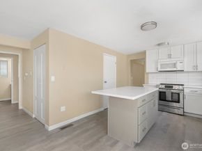 13315 78th Place NE, Kirkland WA 98034