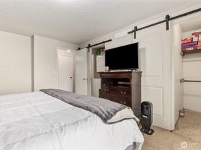 15625 42nd Avenue S C12, Tukwila WA 98188