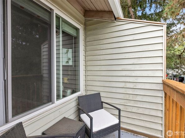 15625 42nd Avenue S C12, Tukwila WA 98188