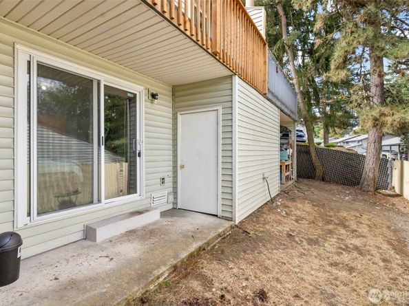 15625 42nd Avenue S C12, Tukwila WA 98188