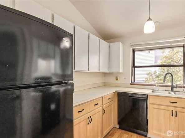 15625 42nd Avenue S C12, Tukwila WA 98188