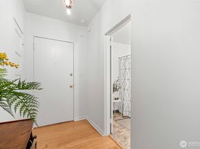 7 Harrison Street 26, Seattle WA 98109