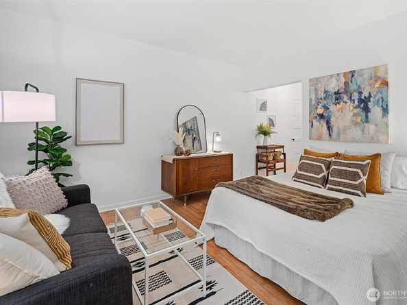 7 Harrison Street 26, Seattle WA 98109