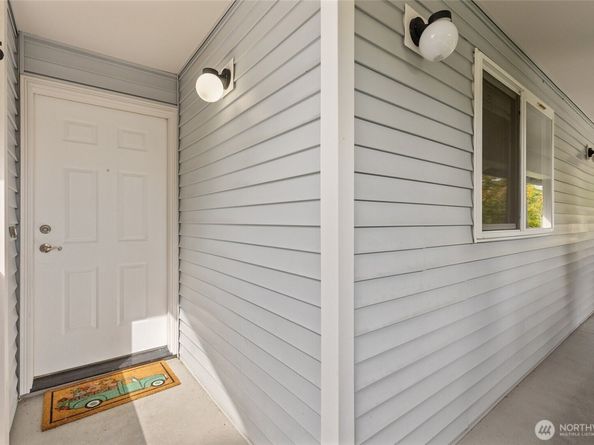 20826 70th Avenue W 5, Lynnwood WA 98036