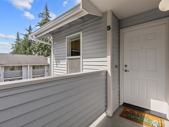 20826 70th Avenue W 5, Lynnwood WA 98036