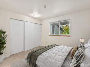 20826 70th Avenue W 5, Lynnwood WA 98036