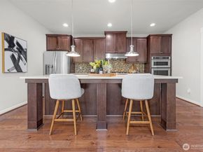 4416 185th Place SE, Bothell WA 98012