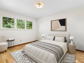 15822 34th Avenue NE, Lake Forest Park WA 98155
