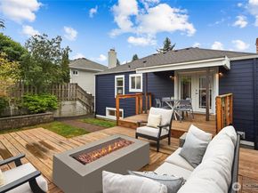 3844 30th Avenue W, Seattle WA 98199