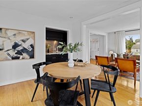 3844 30th Avenue W, Seattle WA 98199