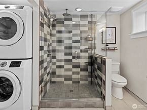 3844 30th Avenue W, Seattle WA 98199
