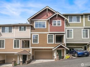 105 118th Avenue SE 3, Bellevue WA 98005