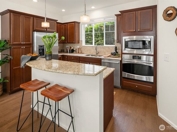105 118th Avenue SE 3, Bellevue WA 98005
