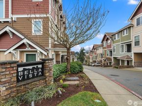 105 118th Avenue SE 3, Bellevue WA 98005