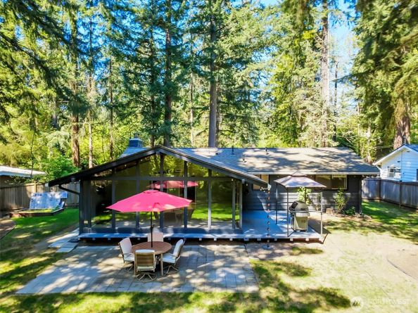 15803 NE 195th Street, Woodinville WA 98072