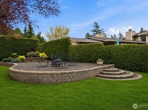 5701 137th Place SE, Bellevue WA 98006
