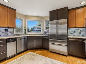 5701 137th Place SE, Bellevue WA 98006