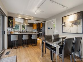 5701 137th Place SE, Bellevue WA 98006