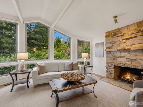 5701 137th Place SE, Bellevue WA 98006