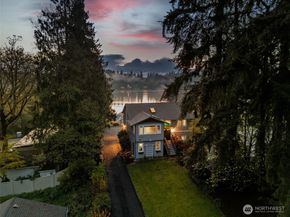 2490 Rocky Point Road NW, Bremerton WA 98312
