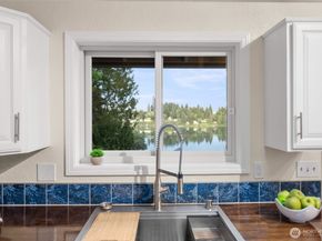 2490 Rocky Point Road NW, Bremerton WA 98312