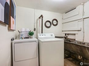 7015 2nd Avenue NW, Seattle WA 98117