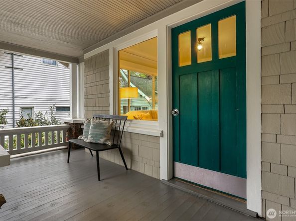 7015 2nd Avenue NW, Seattle WA 98117
