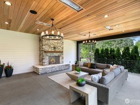 10630 SE 22nd Street, Bellevue WA 98004