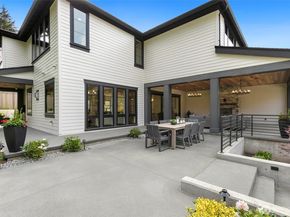 10630 SE 22nd Street, Bellevue WA 98004