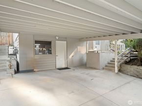 24 158th Place SE, Bellevue WA 98008