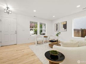 2108 250th Place SE, Sammamish WA 98075