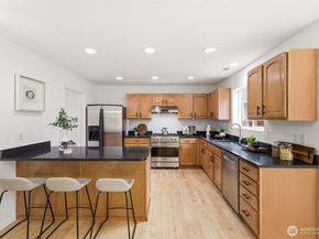 2108 250th Place SE, Sammamish WA 98075