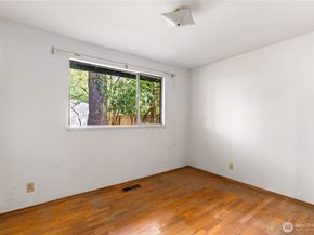 9012 NE 178th Street, Bothell WA 98011