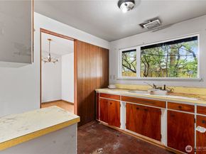 9012 NE 178th Street, Bothell WA 98011