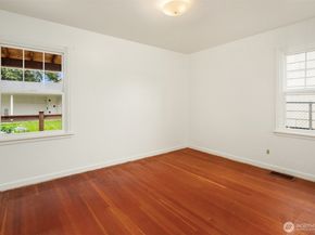 2230 Oakes Avenue, Everett WA 98201