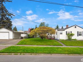 2230 Oakes Avenue, Everett WA 98201