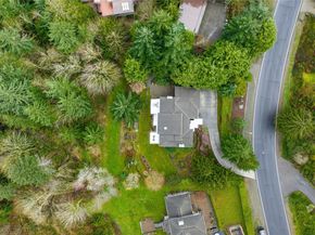2420 Squak Mountain Loop SW, Issaquah WA 98027