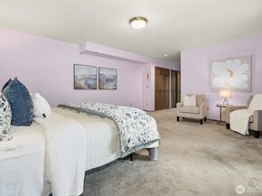2420 Squak Mountain Loop SW, Issaquah WA 98027