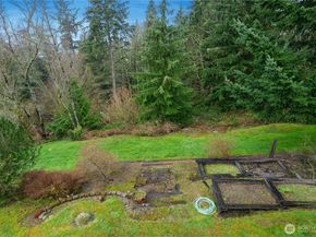 2420 Squak Mountain Loop SW, Issaquah WA 98027