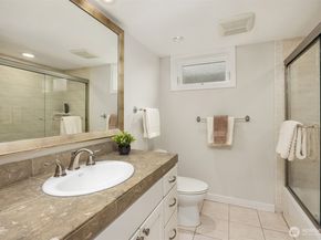 9359 Sunset Way, Bellevue WA 98004