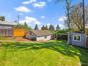 7508 30th Avenue SW, Seattle WA 98126