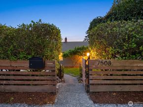 7508 30th Avenue SW, Seattle WA 98126