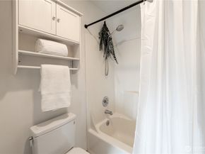 3621 103rd Avenue SE B, Lake Stevens WA 98258